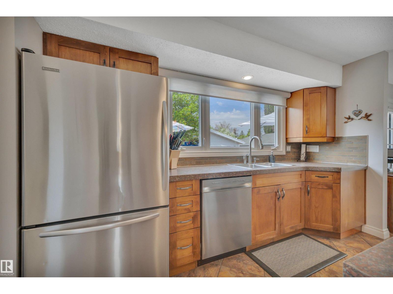 14 Meadowood Cr, Sherwood Park, Alberta  T8A 0L7 - Photo 11 - E4493317
