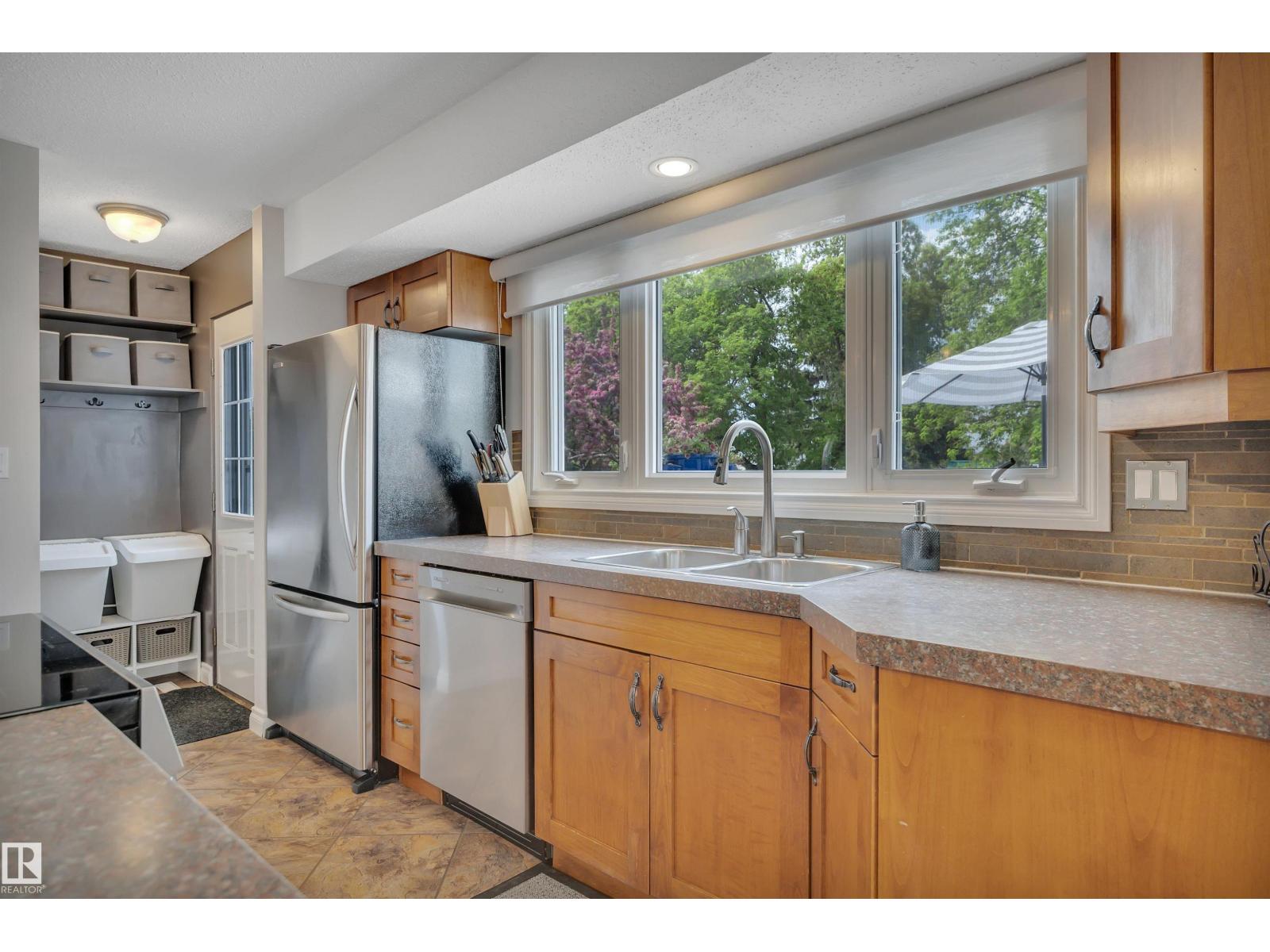 14 Meadowood Cr, Sherwood Park, Alberta  T8A 0L7 - Photo 10 - E4493317