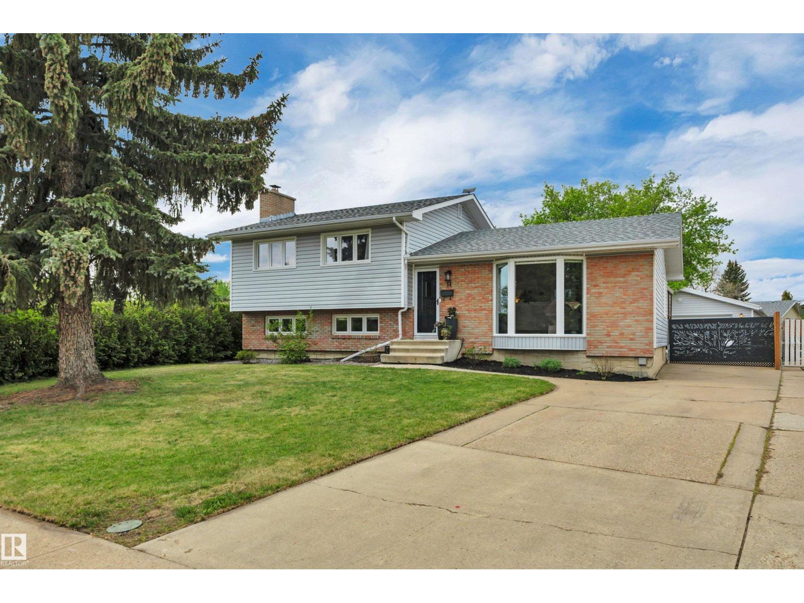 14 Meadowood Cr, Sherwood Park, Alberta  T8A 0L7 - Photo 2 - E4493317