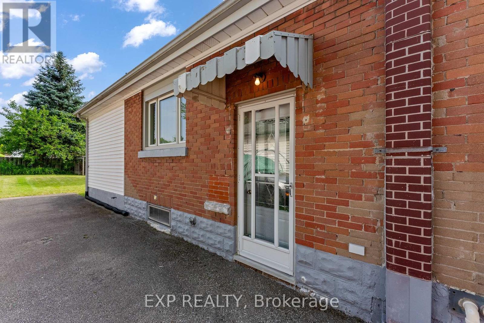 6389 Monroe Street, Niagara Falls, Ontario  L2G 2G9 - Photo 5 - X13436860