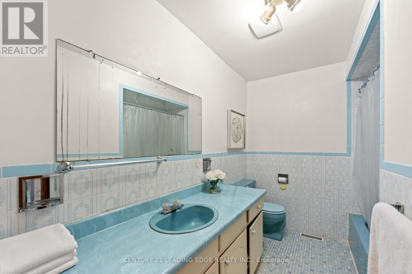 881 Blairholm Avenue, Mississauga, Ontario  L5C 1G5 - Photo 38 - W13210832
