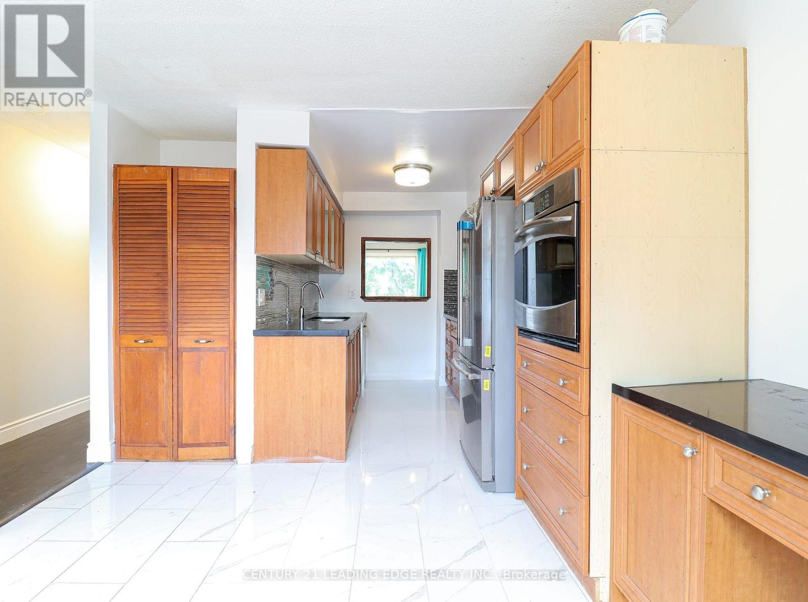 2 - 2 Carleton Place, Brampton, Ontario  L6T 3Z4 - Photo 6 - W13436634