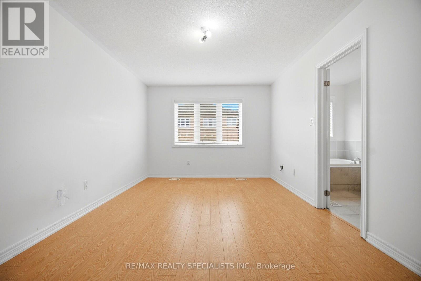 51 Frenchpark Circle, Brampton, Ontario  L6X 0Y6 - Photo 18 - W13436700