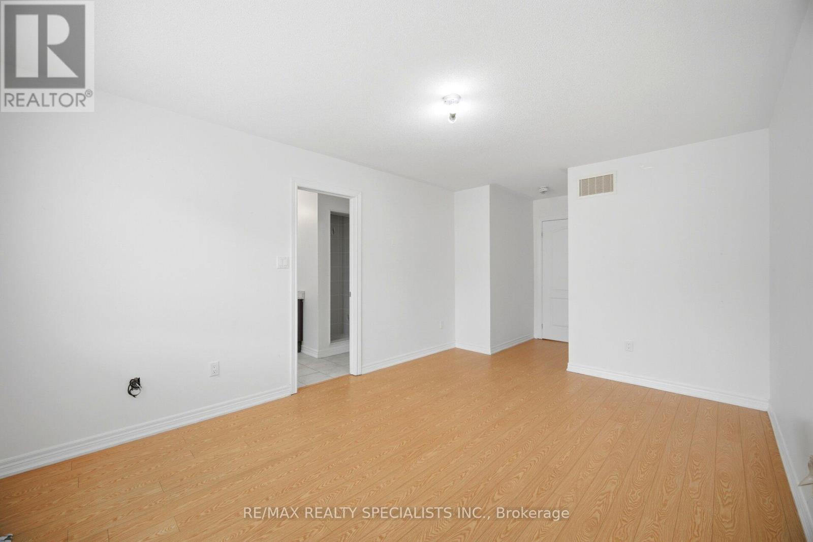 51 Frenchpark Circle, Brampton, Ontario  L6X 0Y6 - Photo 20 - W13436700