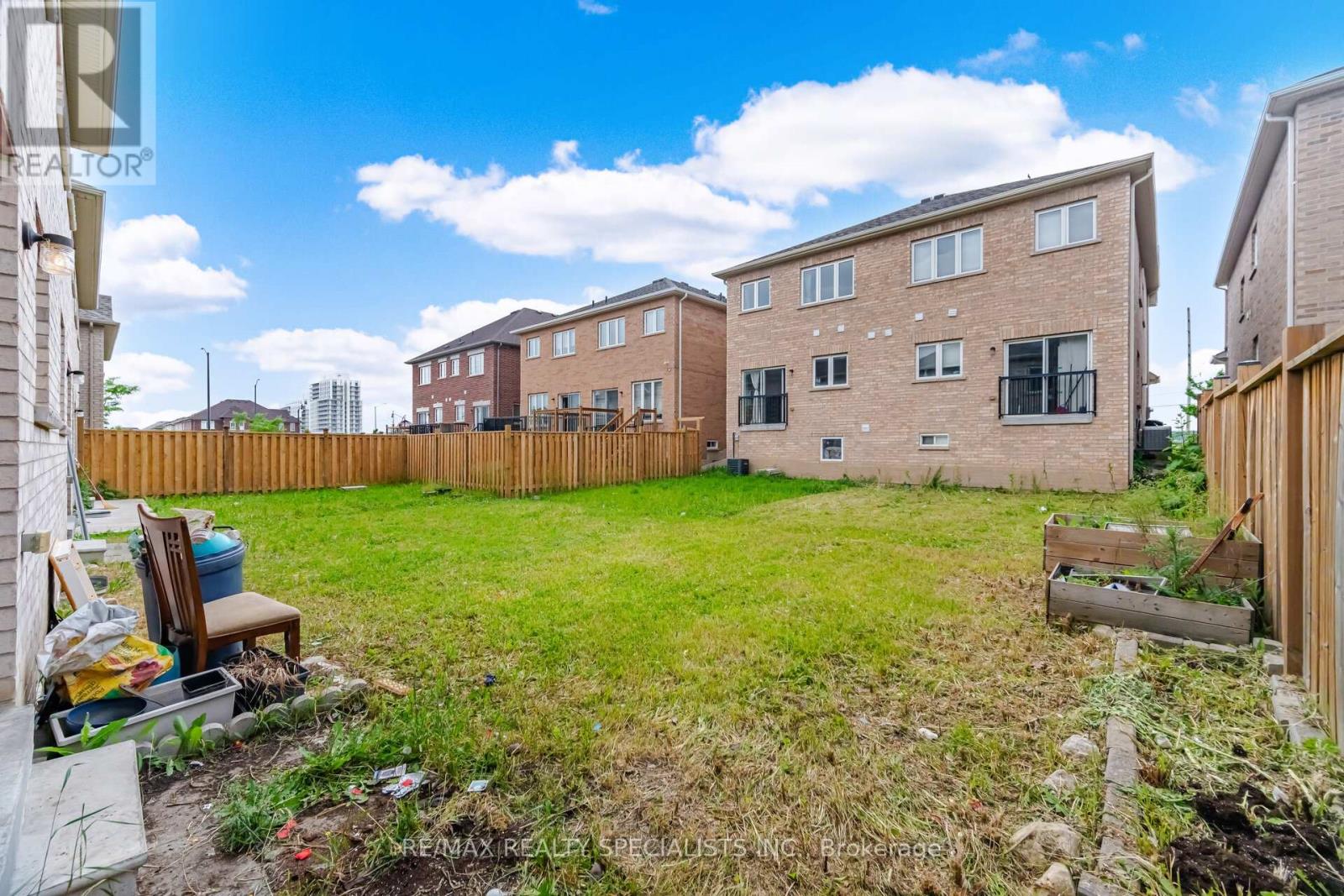51 Frenchpark Circle, Brampton, Ontario  L6X 0Y6 - Photo 29 - W13436700