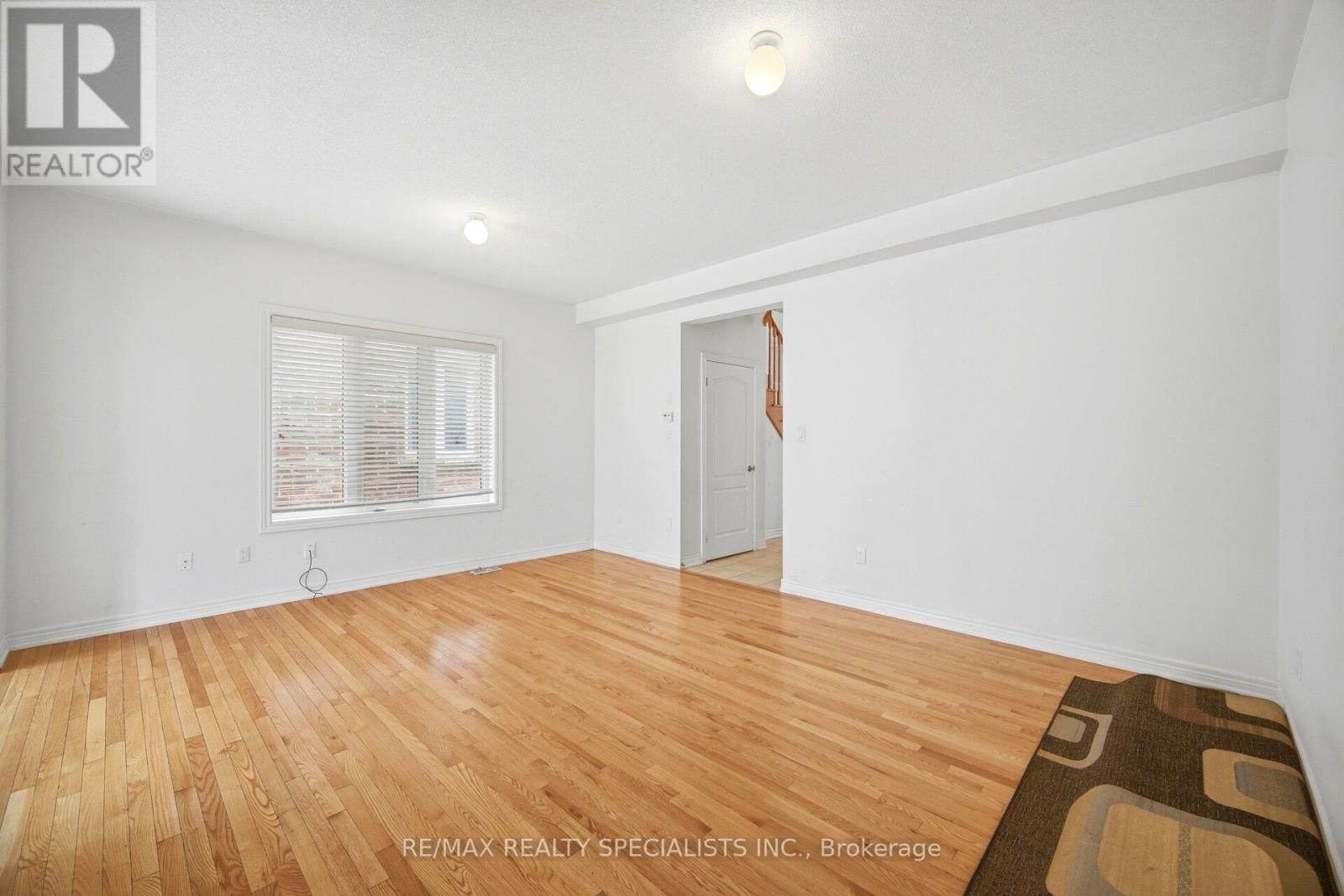 51 Frenchpark Circle, Brampton, Ontario  L6X 0Y6 - Photo 8 - W13436700