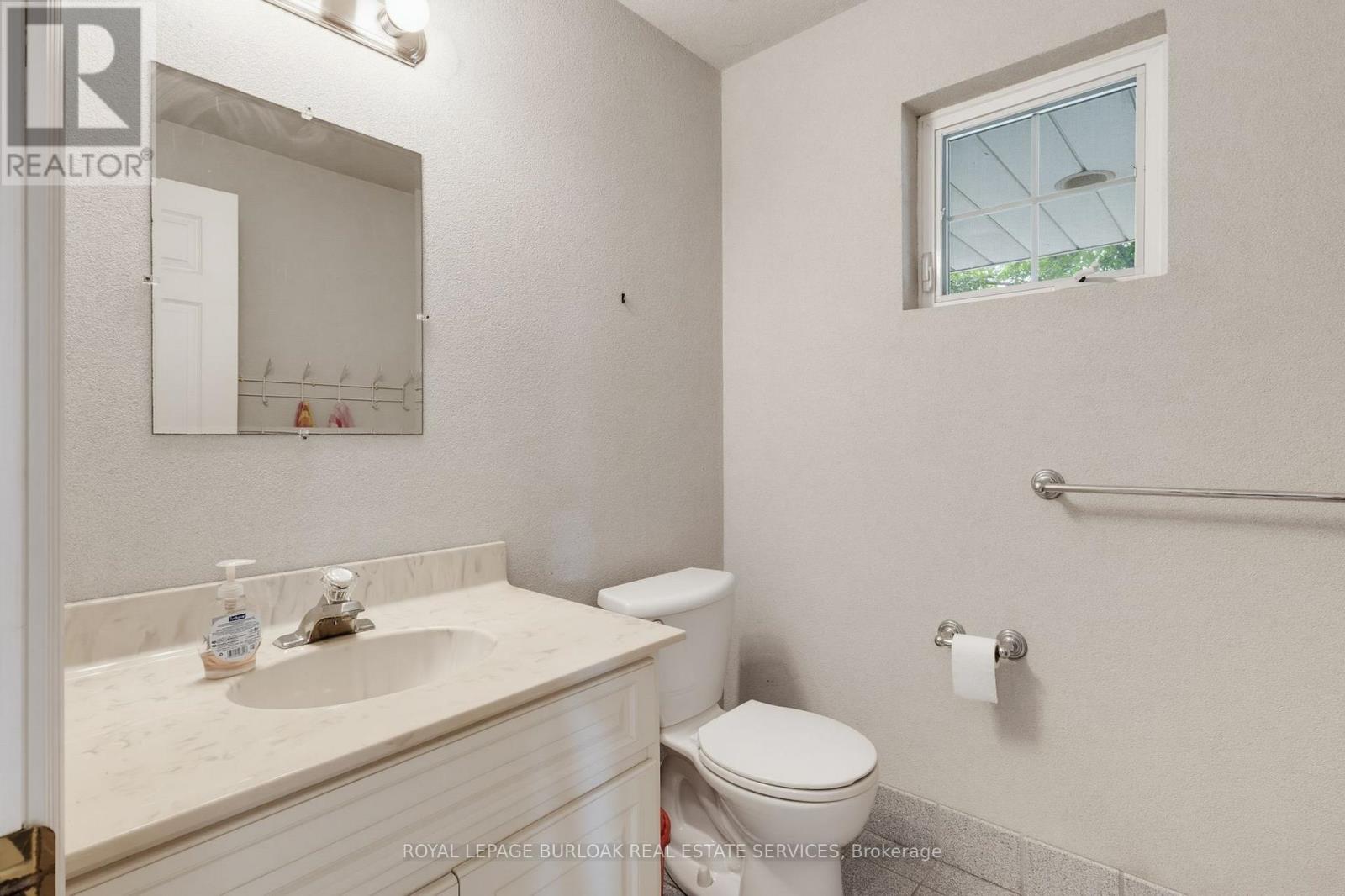 2220 Britannia Road, Burlington, Ontario  L7P 0E8 - Photo 19 - W13436736