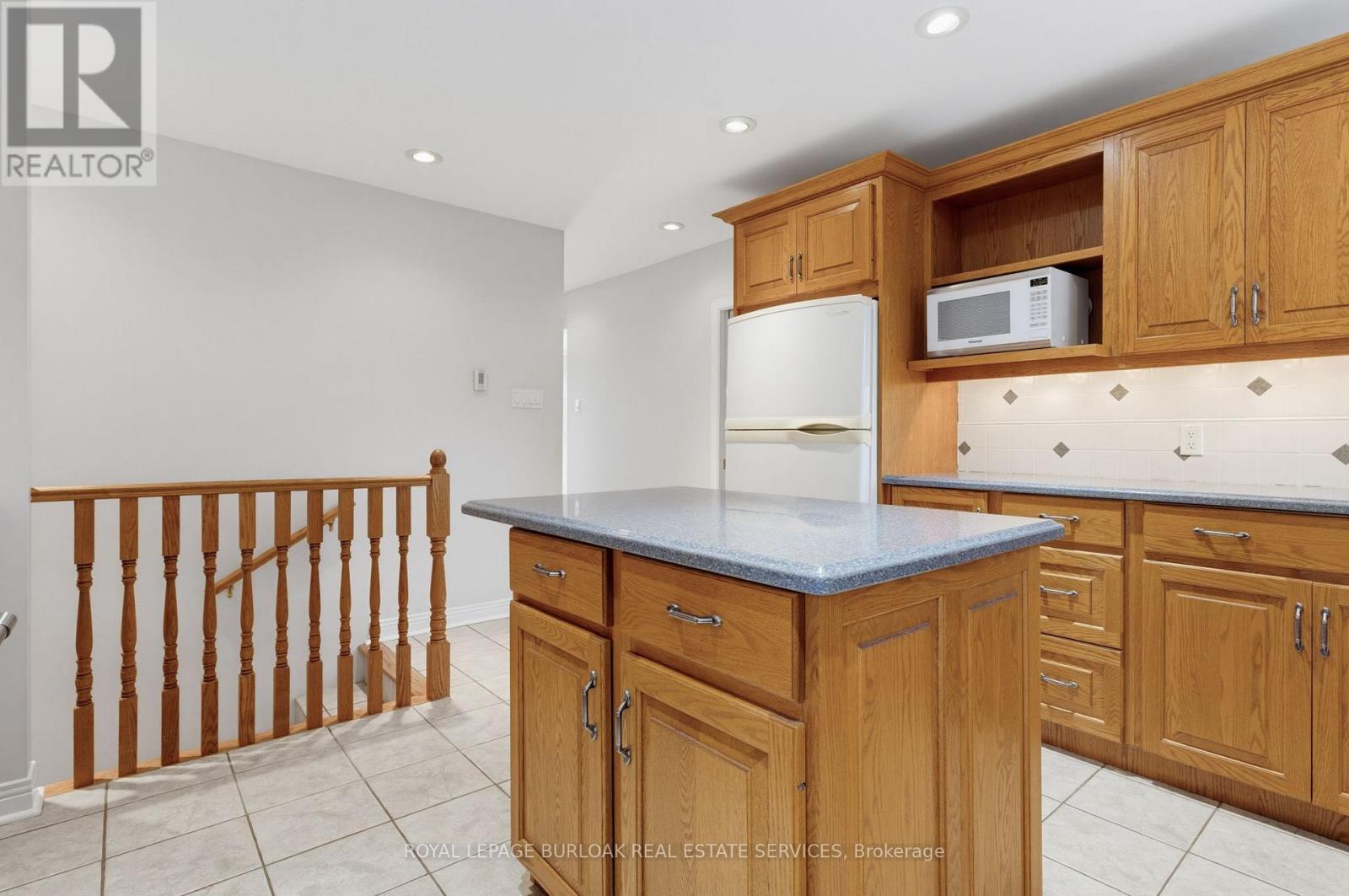 2220 Britannia Road, Burlington, Ontario  L7P 0E8 - Photo 7 - W13436736