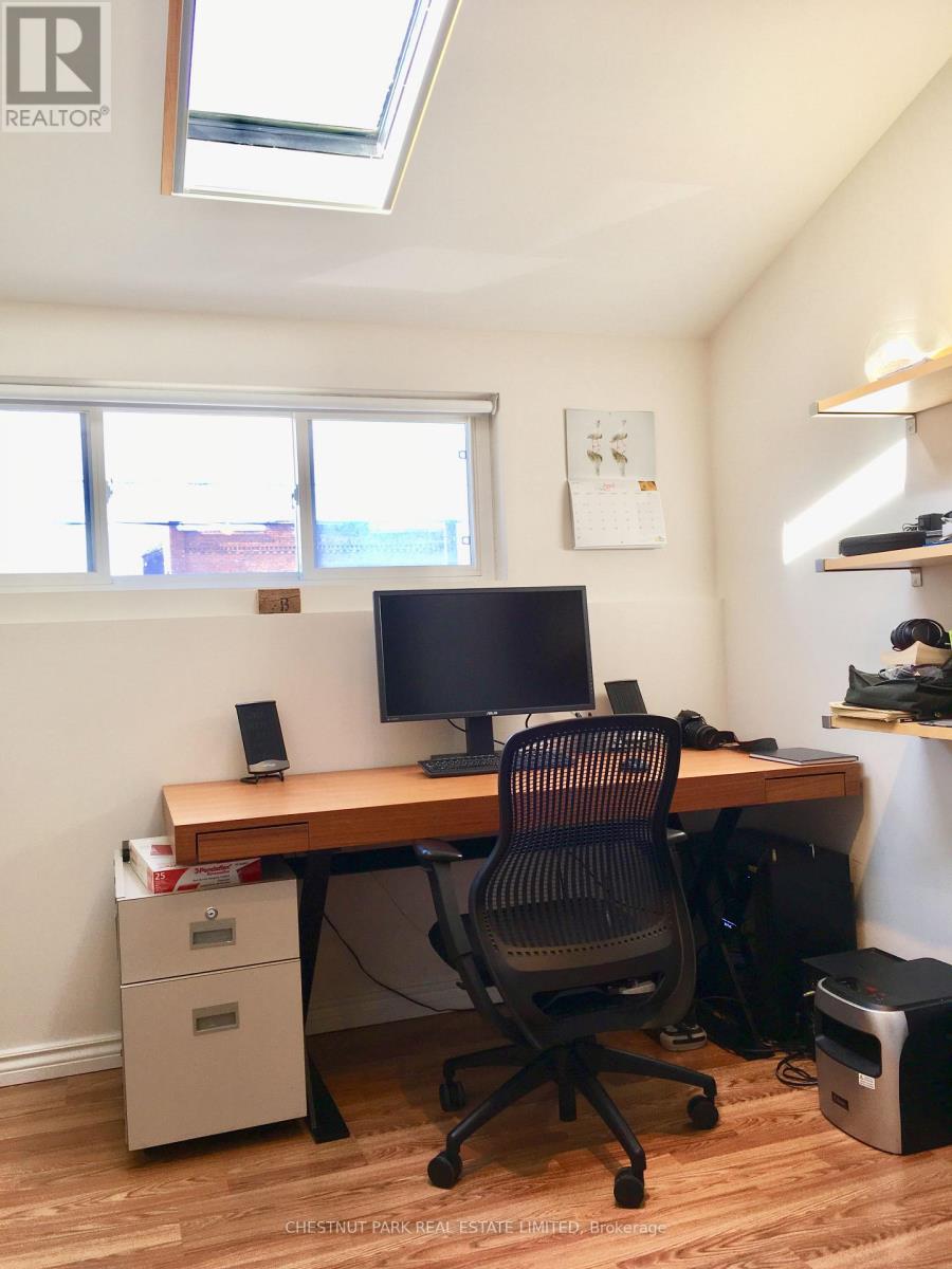 1849 Davenport Road, Toronto, Ontario  M6N 1B8 - Photo 12 - W13436744
