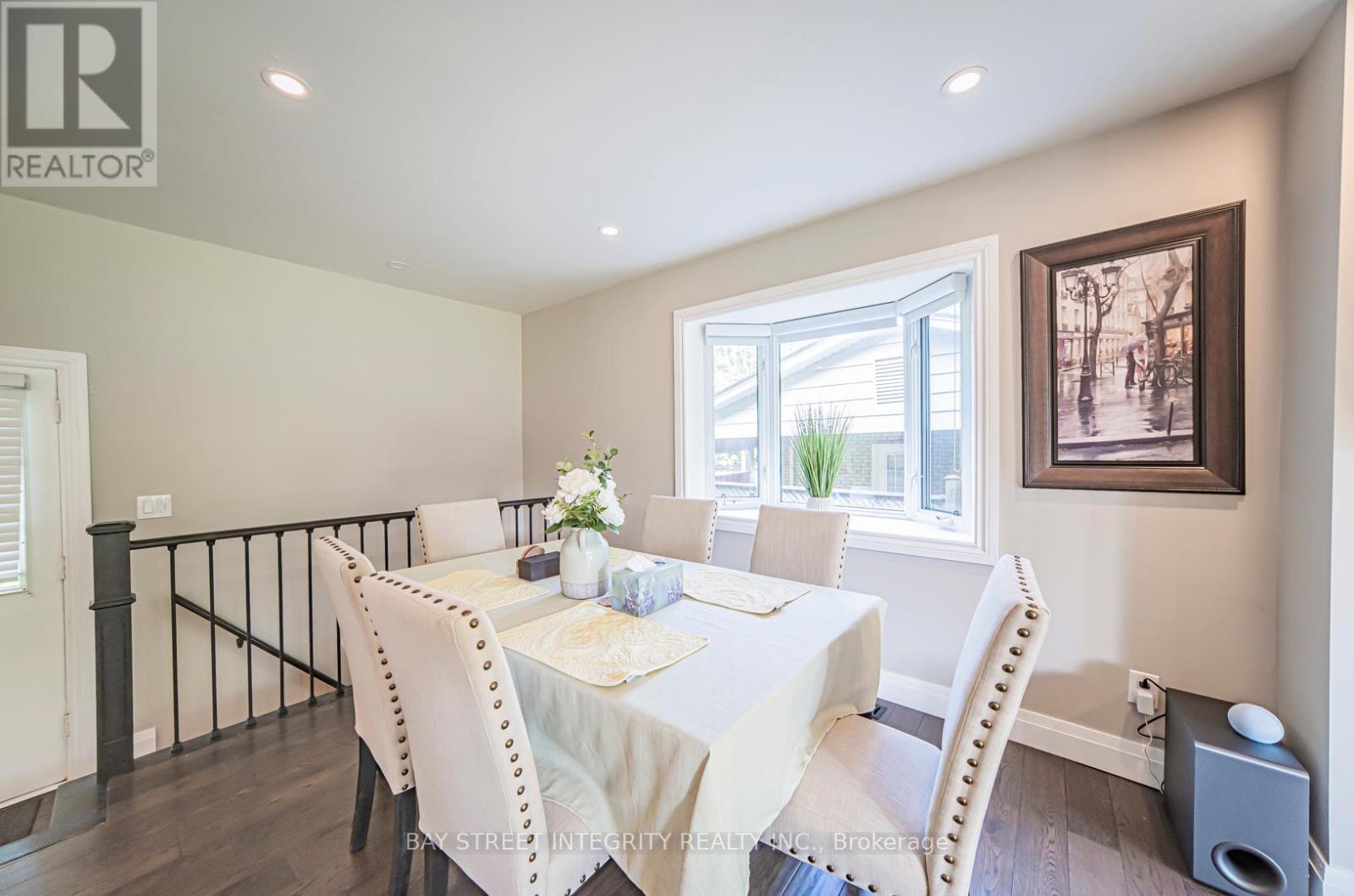 1277 Gainsborough Drive, Oakville, Ontario  L6H 2H5 - Photo 15 - W13436792