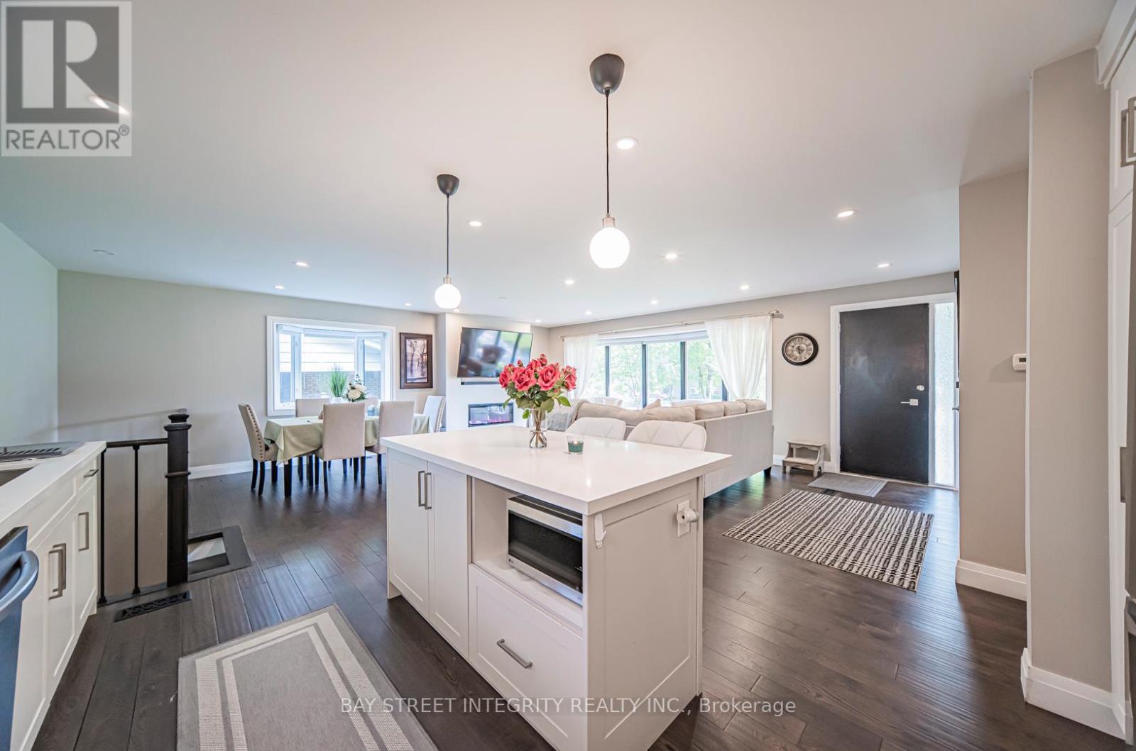 1277 Gainsborough Drive, Oakville, Ontario  L6H 2H5 - Photo 20 - W13436792