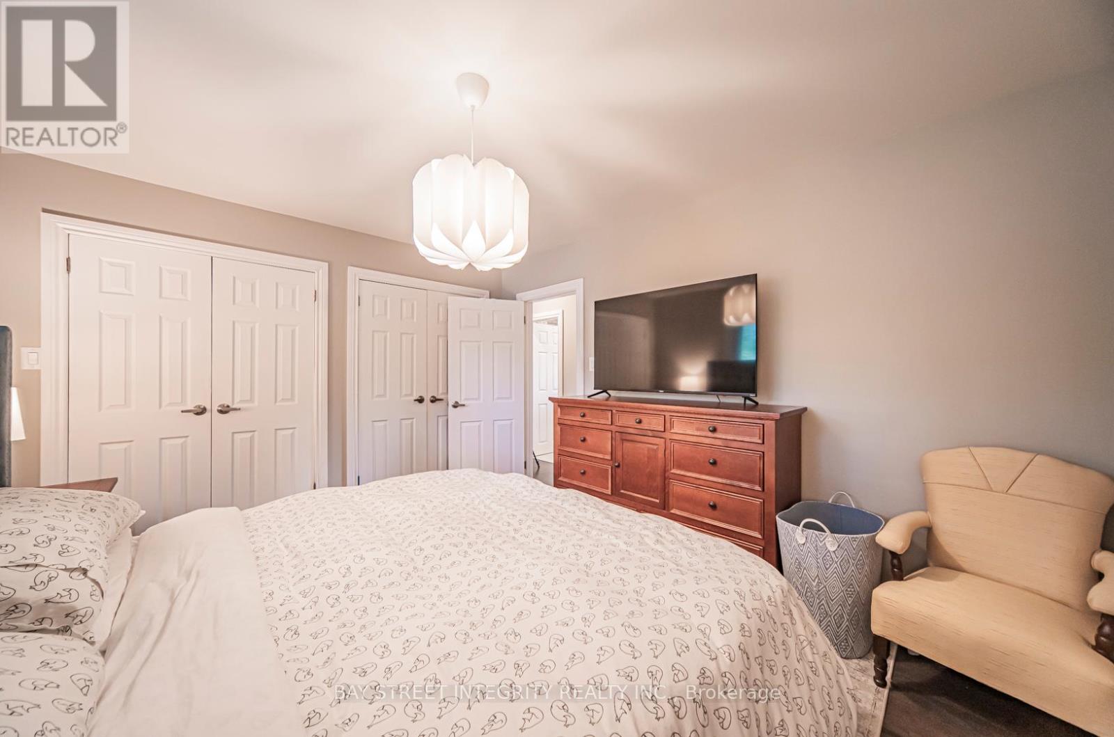 1277 Gainsborough Drive, Oakville, Ontario  L6H 2H5 - Photo 24 - W13436792