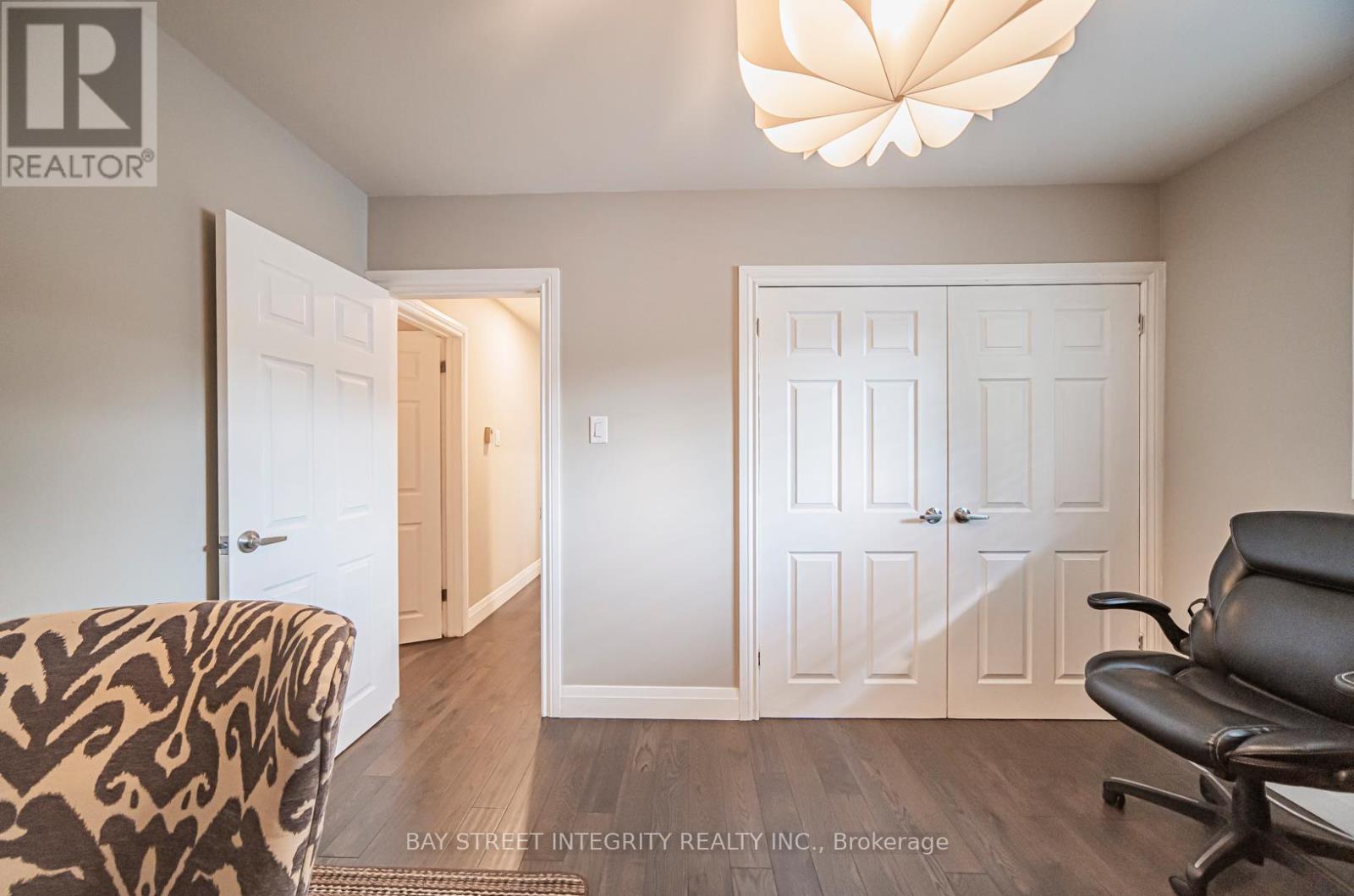 1277 Gainsborough Drive, Oakville, Ontario  L6H 2H5 - Photo 26 - W13436792