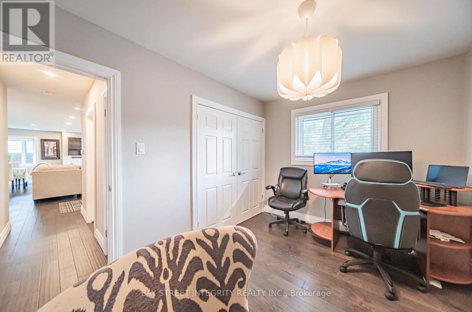 1277 Gainsborough Drive, Oakville, Ontario  L6H 2H5 - Photo 27 - W13436792