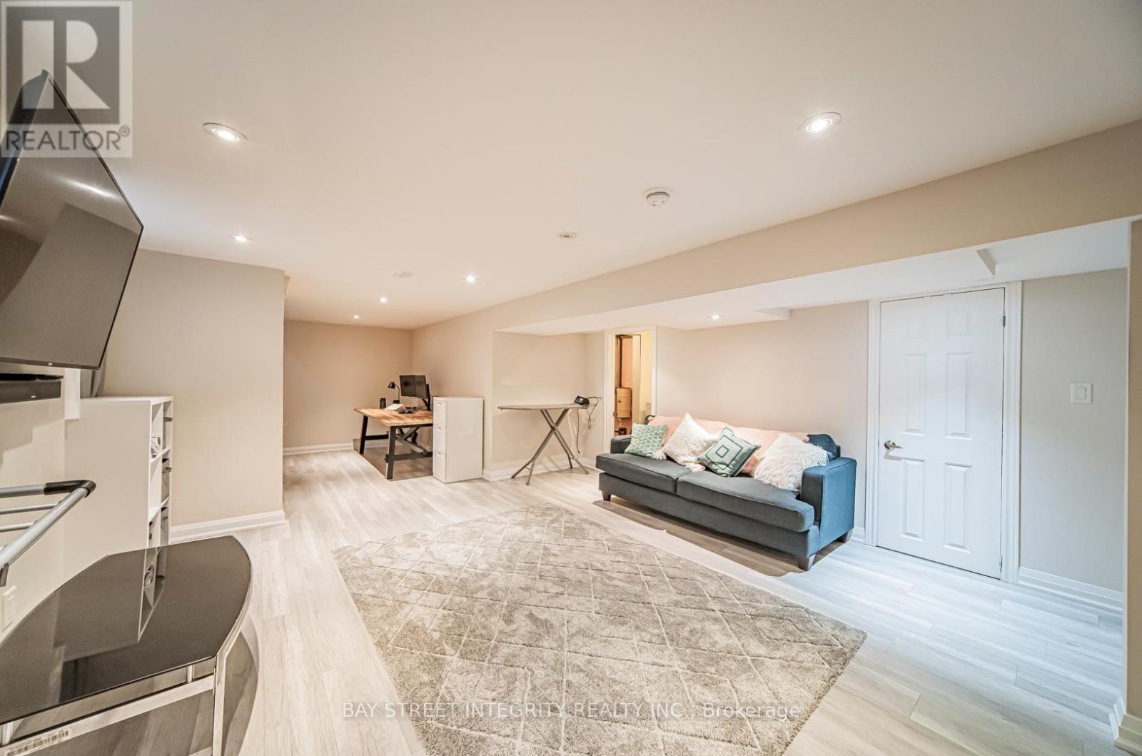 1277 Gainsborough Drive, Oakville, Ontario  L6H 2H5 - Photo 33 - W13436792