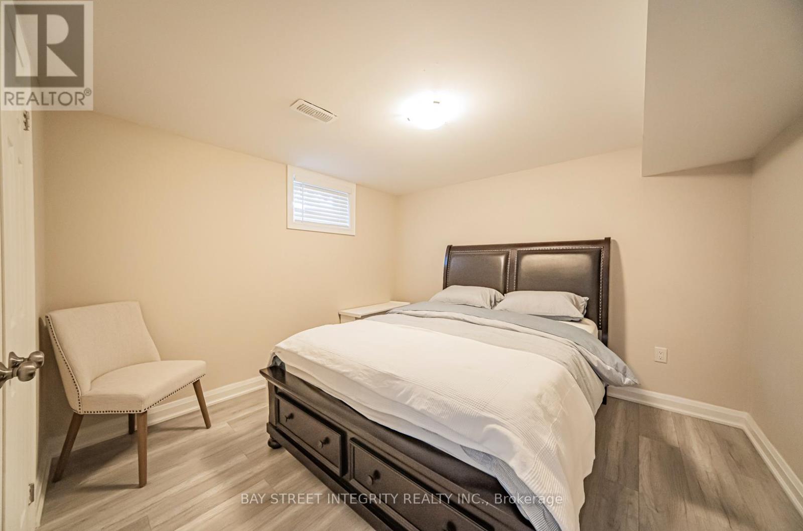 1277 Gainsborough Drive, Oakville, Ontario  L6H 2H5 - Photo 36 - W13436792