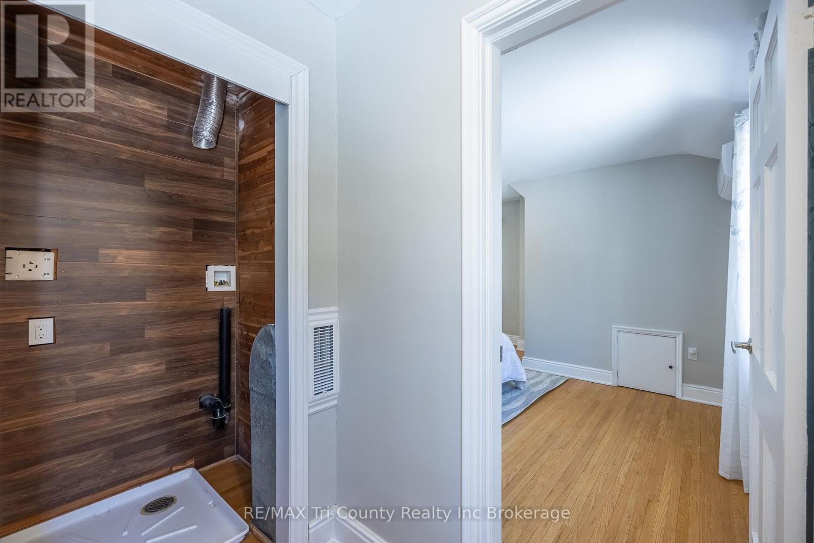 909 James Street, Norfolk, Ontario  N4B 2E3 - Photo 30 - X13437106
