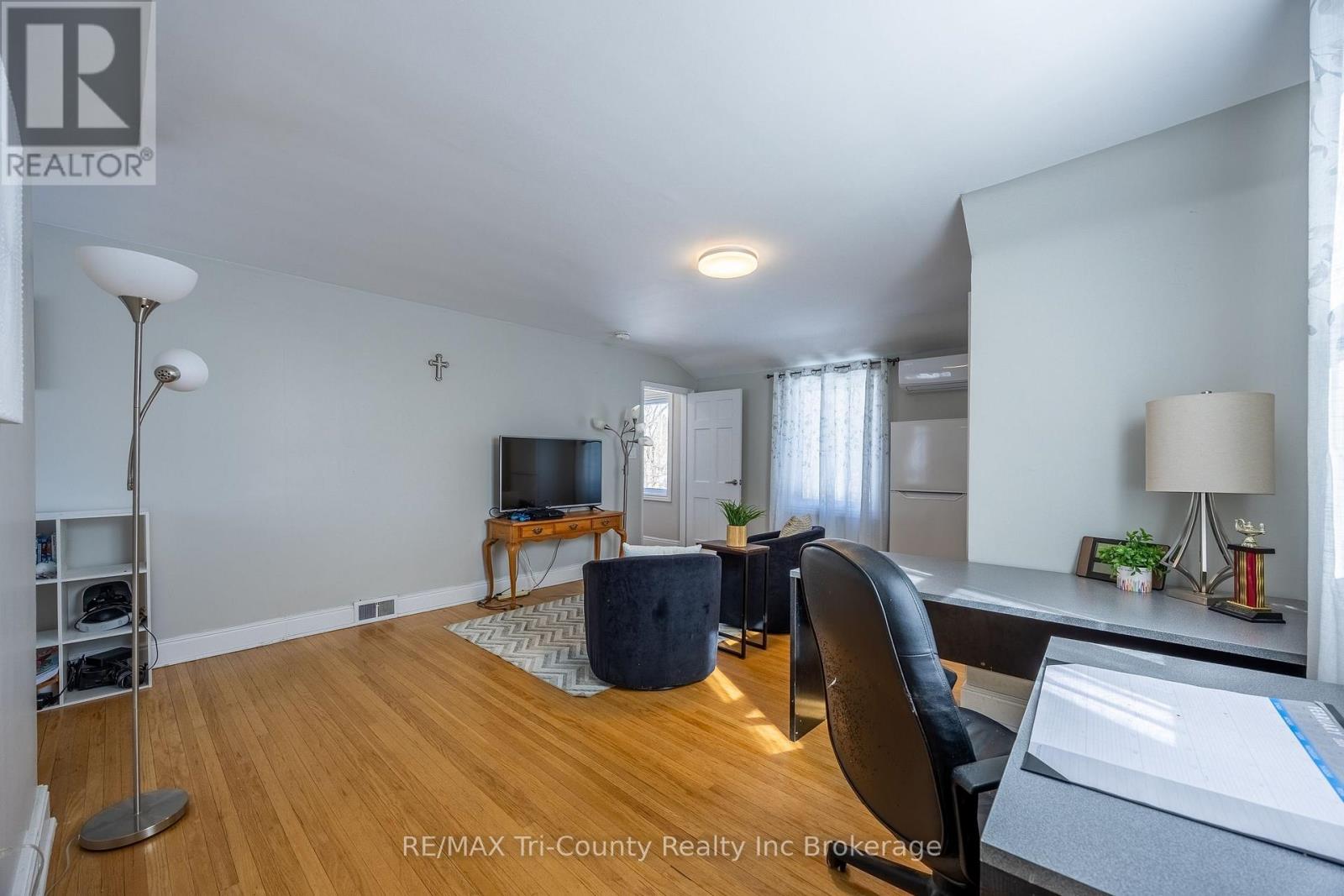 909 James Street, Norfolk, Ontario  N4B 2E3 - Photo 34 - X13437106