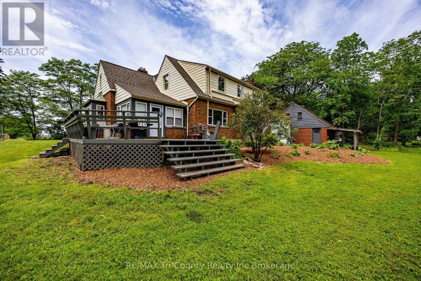 909 James Street, Norfolk, Ontario  N4B 2E3 - Photo 6 - X13437106