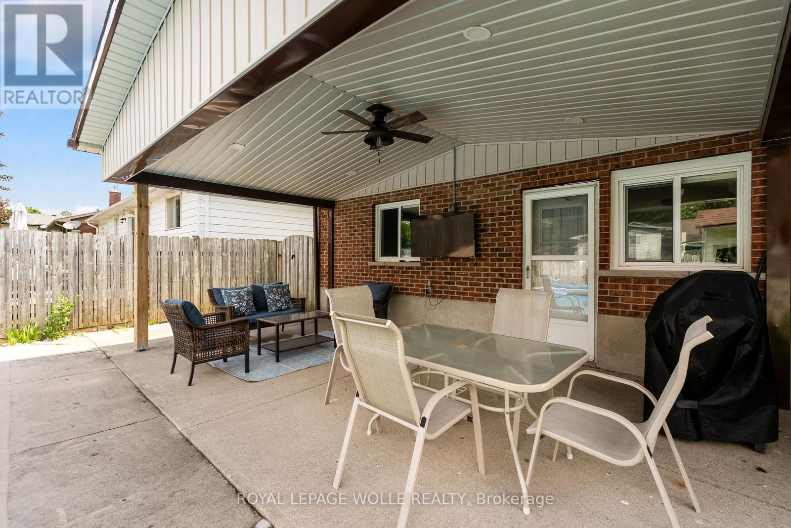 218 Arris Crescent, West Perth, Ontario N0K 1N0 - Photo 32 - X12847742