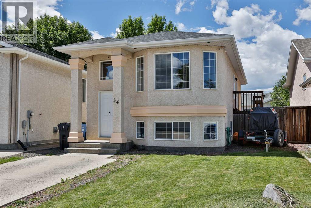 34 Chilcotin Way W, Lethbridge, Alberta  T1K 7L7 - Photo 1 - A2320581