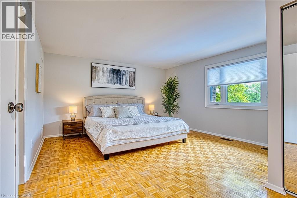 1340 Monmouth Drive, Burlington, Ontario  L7P 3J6 - Photo 28 - 40839198
