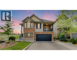 725 ZURICH Drive, Waterloo, Ontario