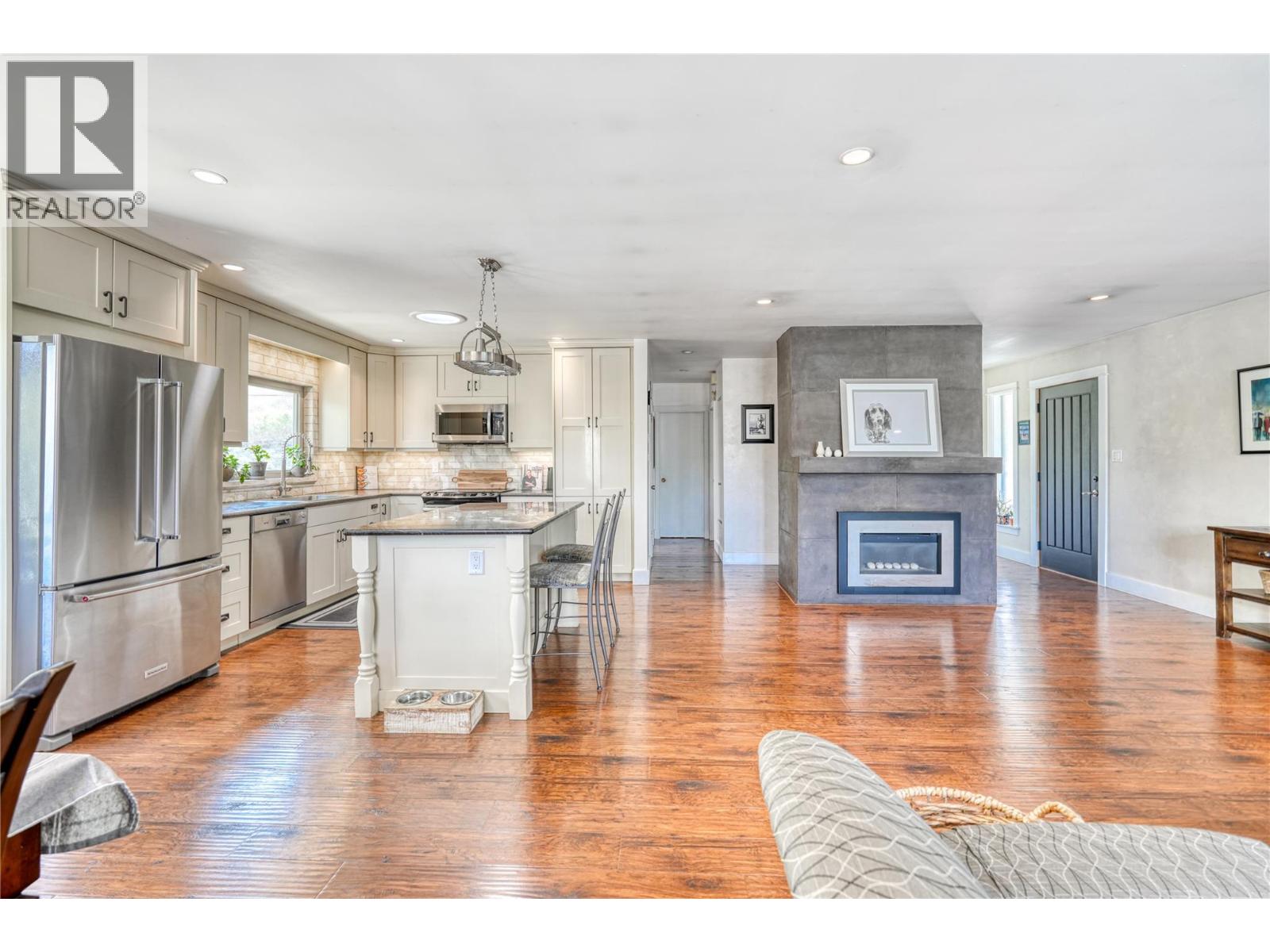 13316 Prairie Valley Road Summerland Photo 17 13316 Prairie Valley Road Summerland Photo 17