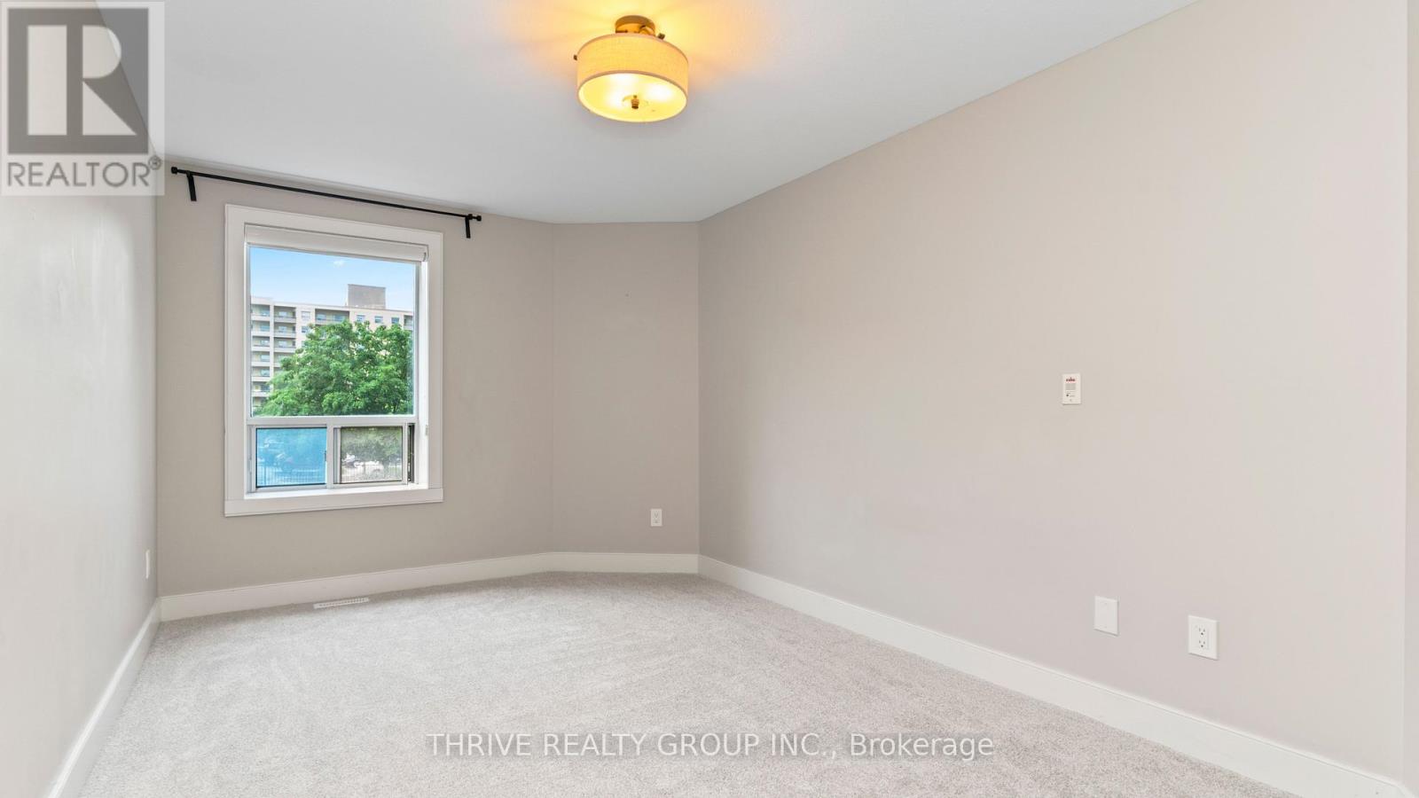 105 - 340 Sugarcreek Trail, London North, Ontario  N6H 0G4 - Photo 35 - X13436928