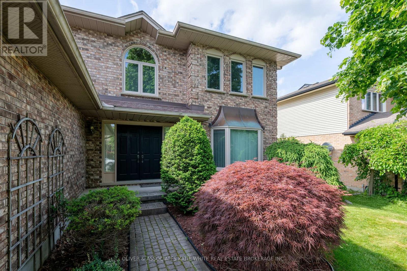 51 Cherish Court, London South, Ontario  N6K 4H2 - Photo 3 - X13437052