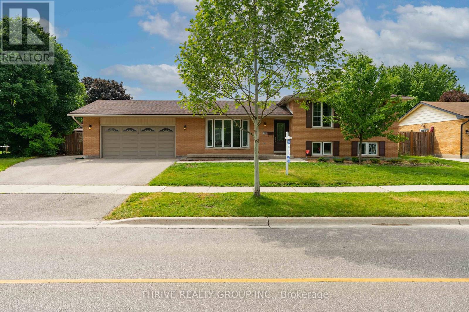 720 Grenfell Drive, London North, Ontario  N5X 2C5 - Photo 4 - X13437134