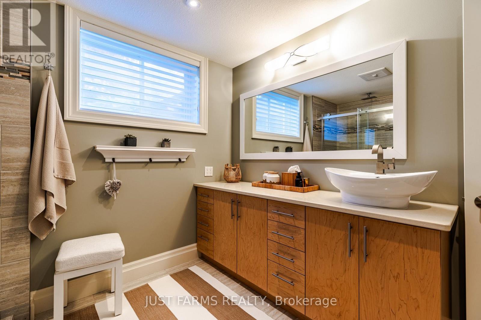 11729 River Line, Chatham-Kent, Ontario  N0P 2K0 - Photo 39 - X13437162