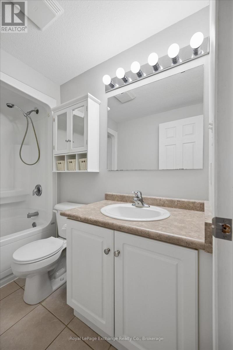 64 Hasler Crescent, Guelph, Ontario  N1L 0A3 - Photo 30 - X13437006