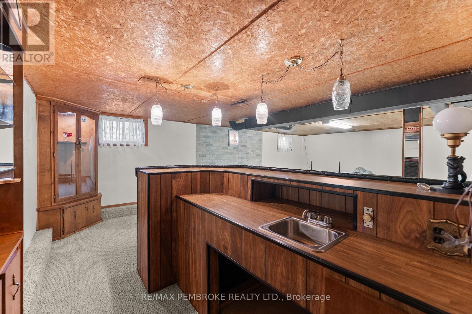 626 Stafford Street, Laurentian Valley, Ontario  K8A 6T8 - Photo 18 - X13436838