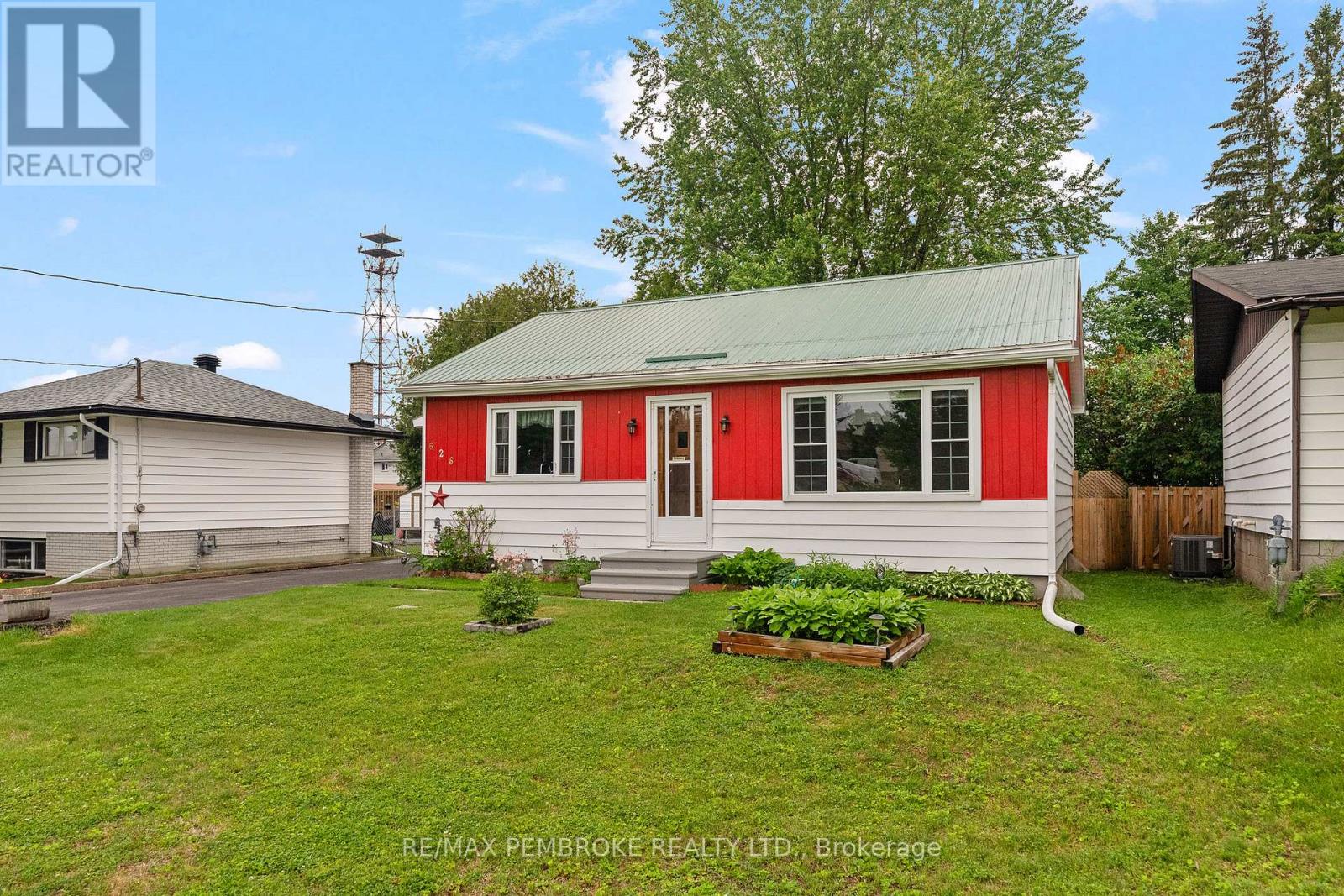 626 Stafford Street, Laurentian Valley, Ontario  K8A 6T8 - Photo 30 - X13436838
