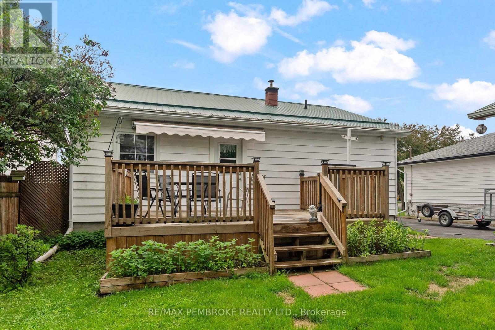 626 Stafford Street, Laurentian Valley, Ontario  K8A 6T8 - Photo 34 - X13436838