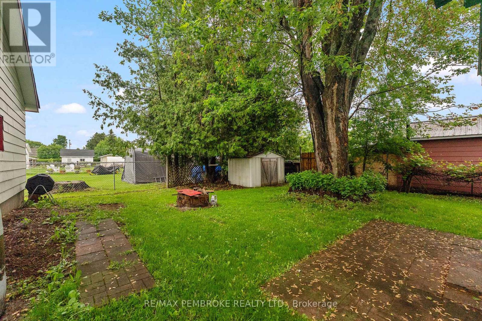 626 Stafford Street, Laurentian Valley, Ontario  K8A 6T8 - Photo 38 - X13436838