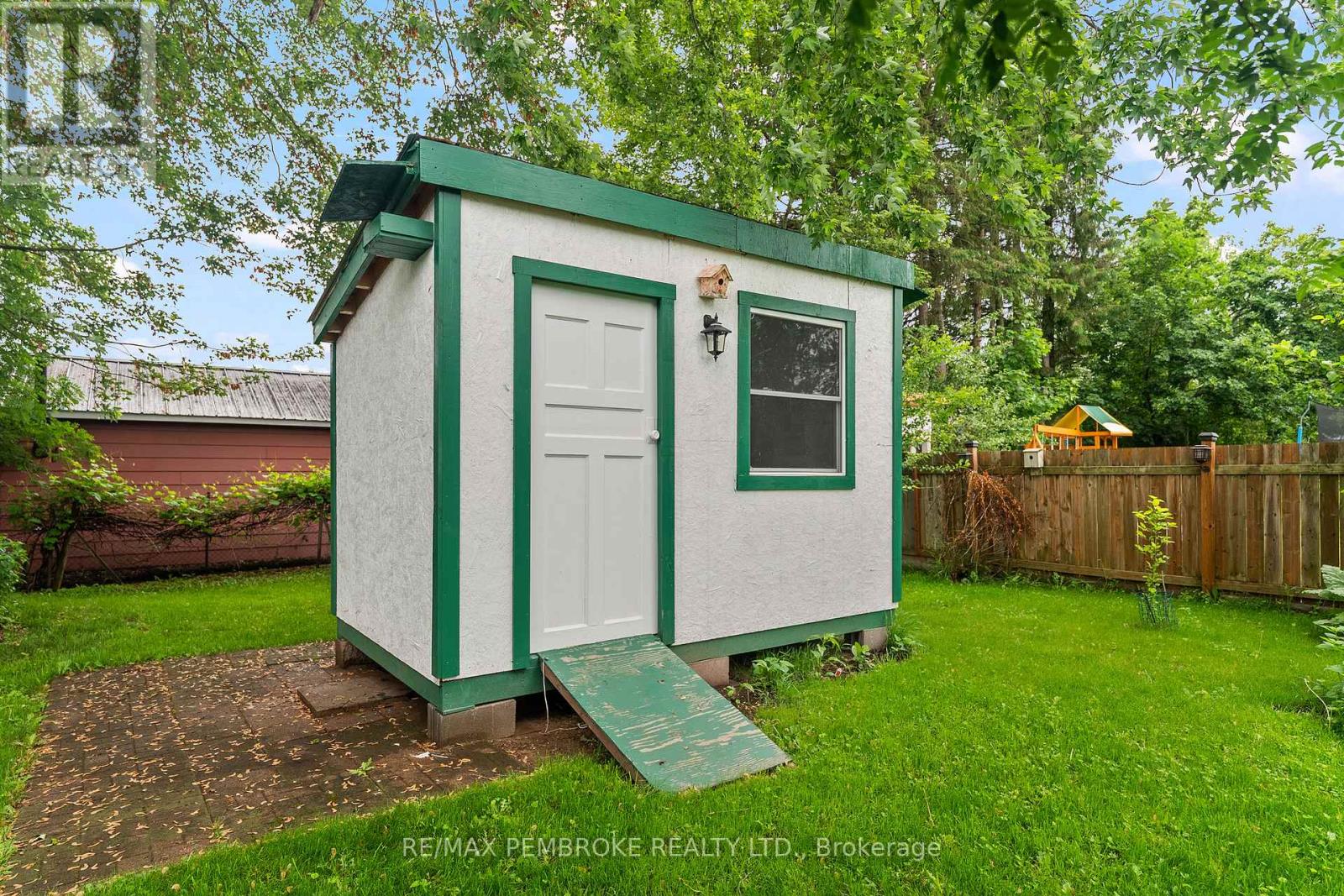 626 Stafford Street, Laurentian Valley, Ontario  K8A 6T8 - Photo 39 - X13436838