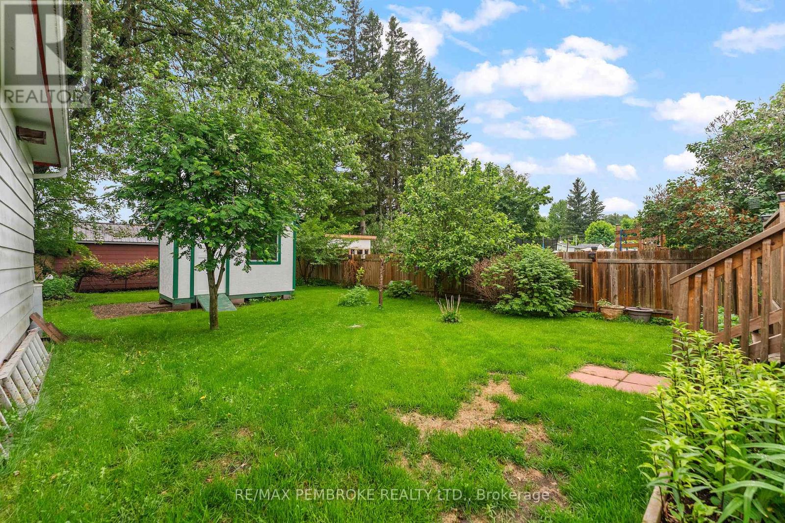 626 Stafford Street, Laurentian Valley, Ontario  K8A 6T8 - Photo 41 - X13436838