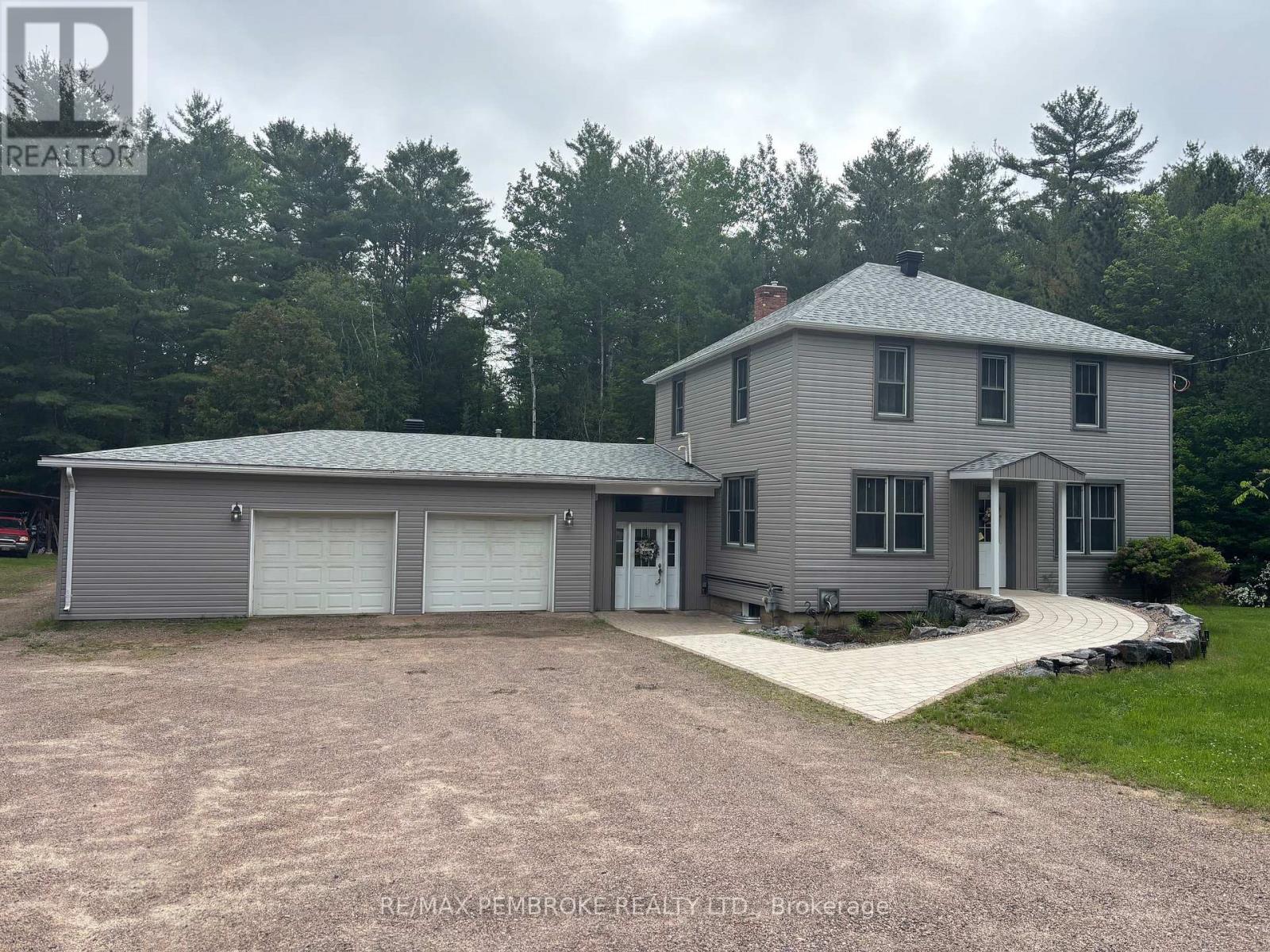 32750 Highway 17 Highway, Deep River, Ontario  K0J 1P0 - Photo 1 - X13436930