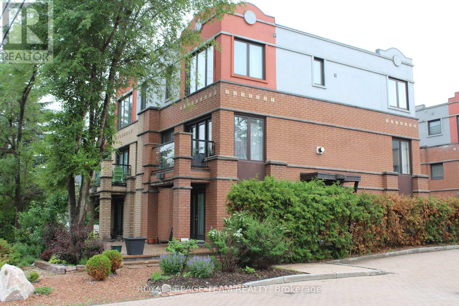 3358 Carling Avenue, Ottawa, Ontario  K2H 0A7 - Photo 2 - X13435794