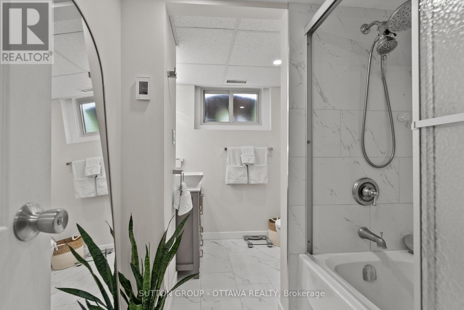 1166 Whitmore Avenue, Ottawa, Ontario  K2C 2N8 - Photo 32 - X13436832