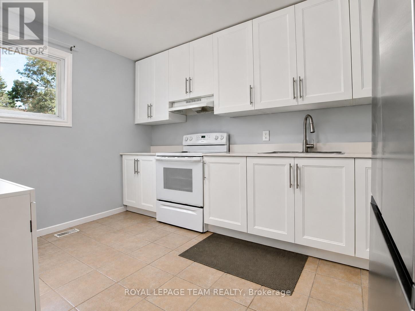 100 - 19 Mcclintock Way, Ottawa, Ontario  K2L 2A3 - Photo 3 - X13436864