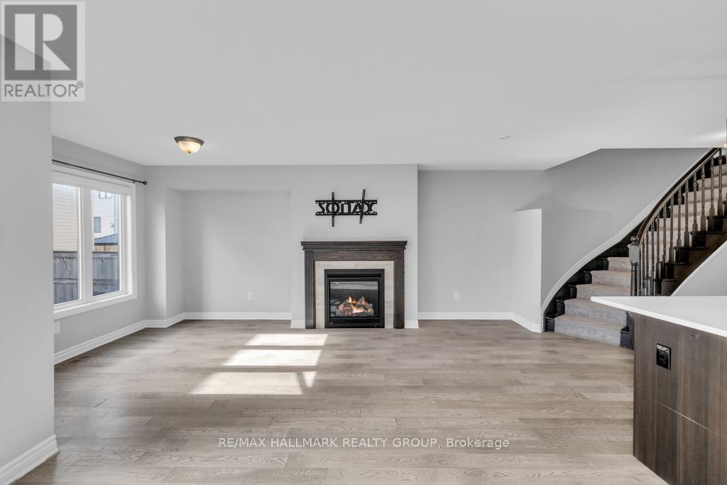 600 Parade Drive, Ottawa, Ontario  K2S 0Y5 - Photo 11 - X13437186