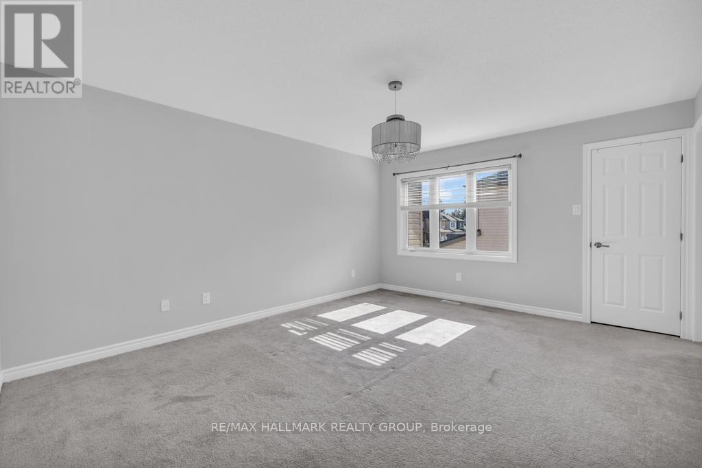 600 Parade Drive, Ottawa, Ontario  K2S 0Y5 - Photo 17 - X13437186