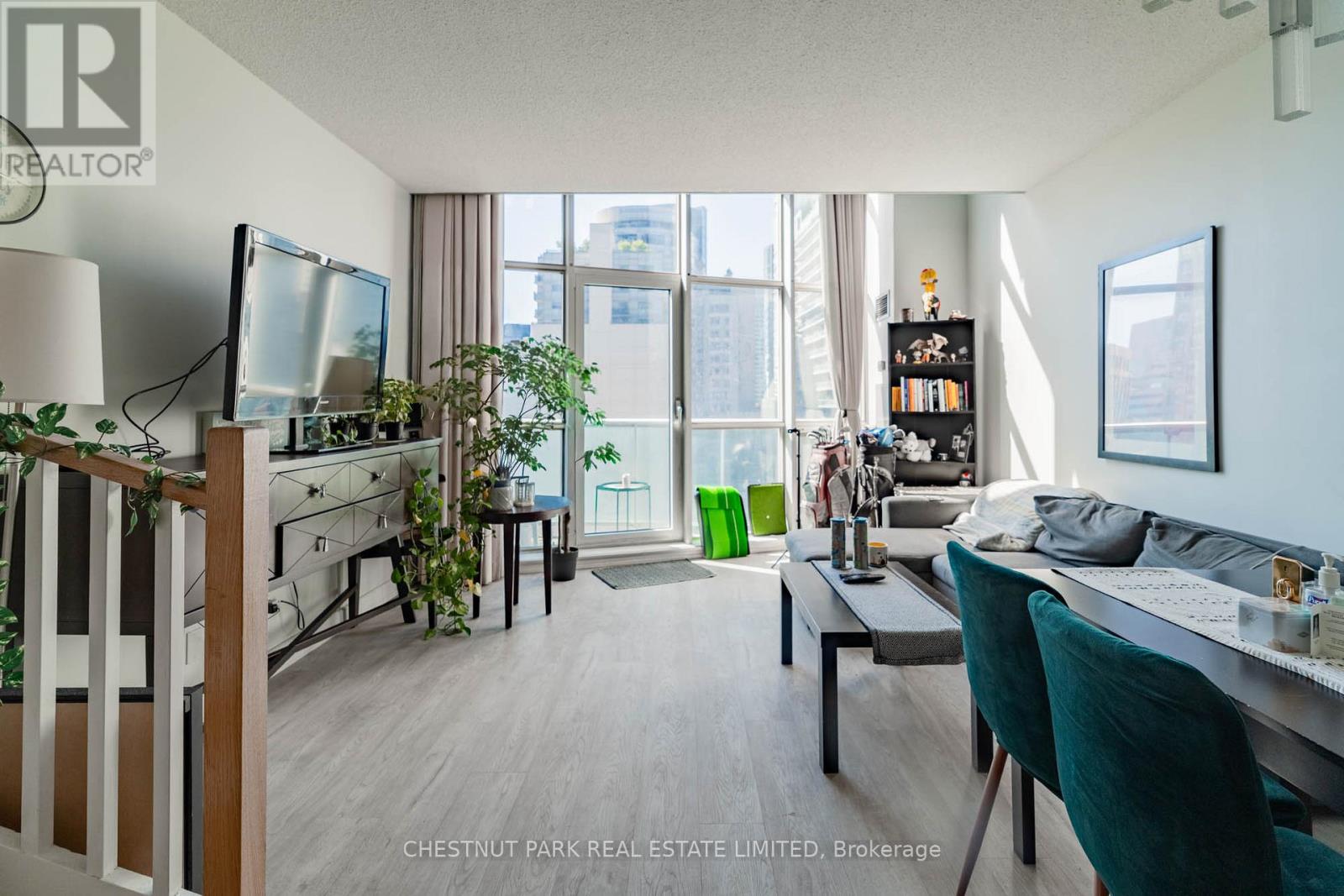 1117 - 36 Blue Jays Way, Toronto, Ontario  M5V 3T3 - Photo 5 - C13436414