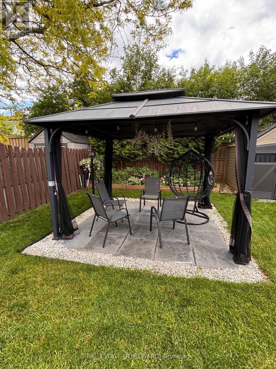 119 Ribblesdale Drive, Whitby, Ontario  L1N 7K2 - Photo 20 - E13435618
