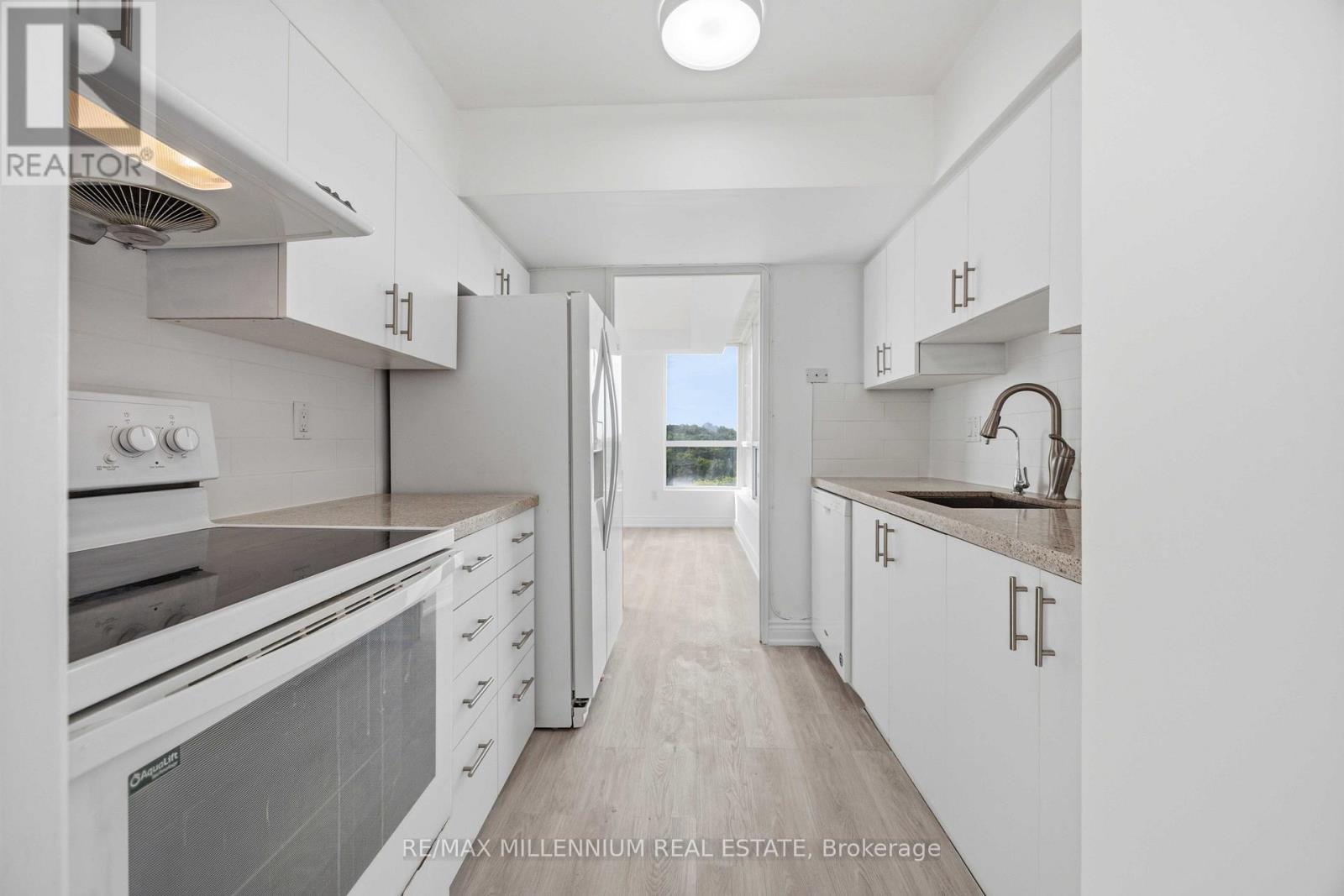 906 - 3050 Ellesmere Road, Toronto, Ontario M1E 4C2 - Photo 12 - E13110036