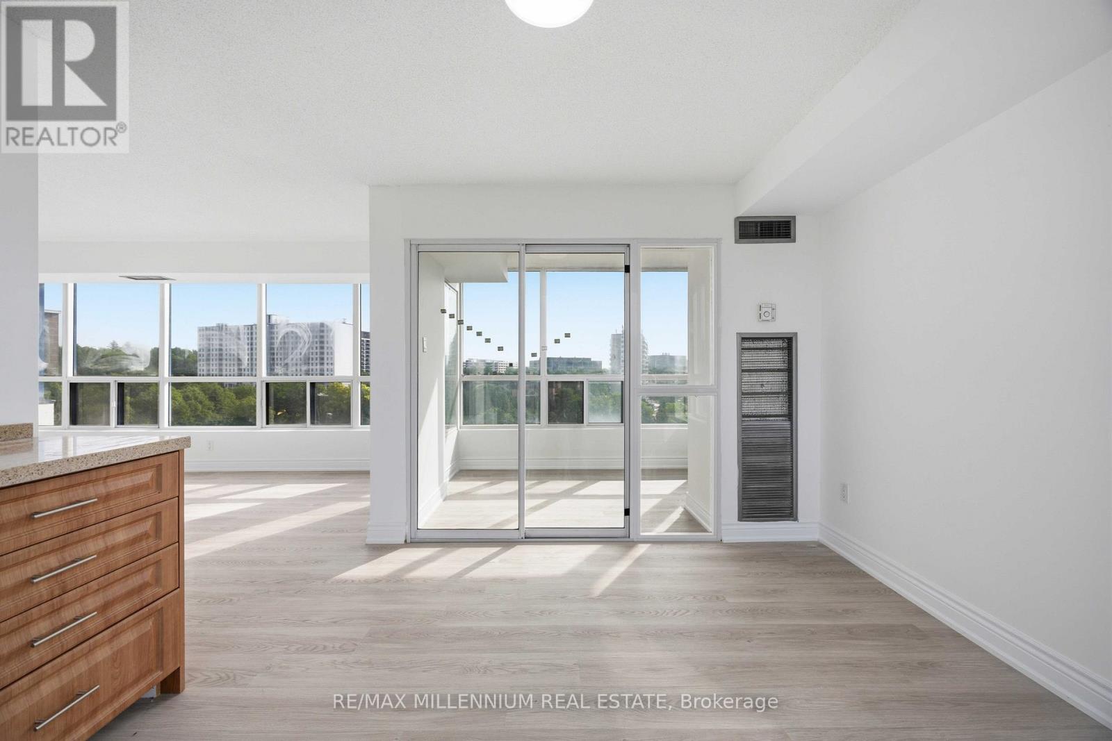 906 - 3050 Ellesmere Road, Toronto, Ontario M1E 4C2 - Photo 18 - E13110036