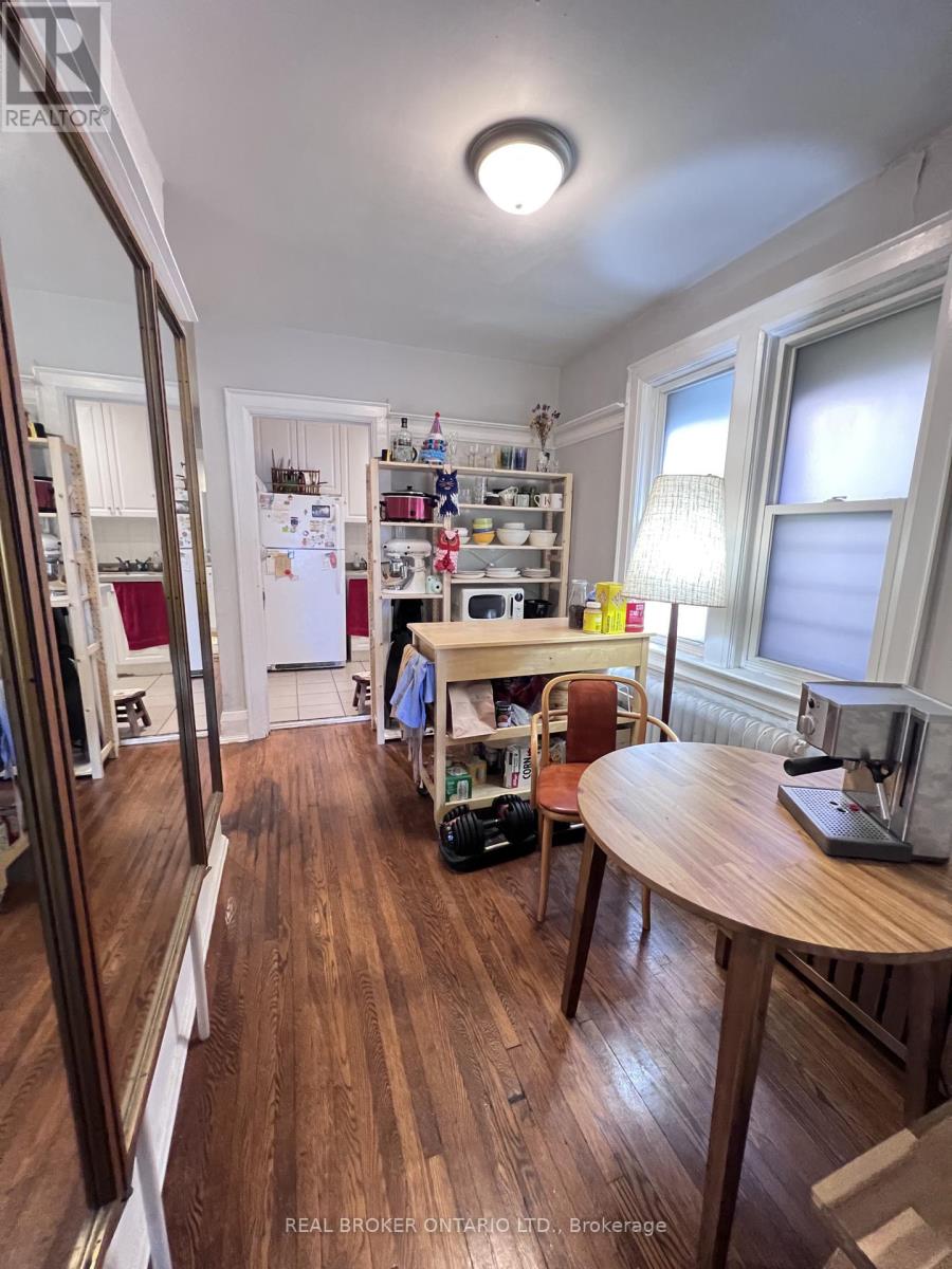 #2 - 770 St Clair Avenue W, Toronto, Ontario  M6C 1B5 - Photo 6 - C13436948